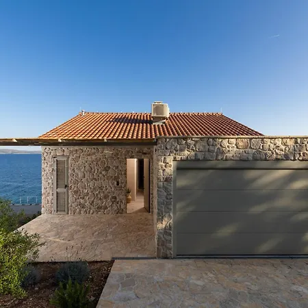 Hvar - Lyra Ivan Dolac