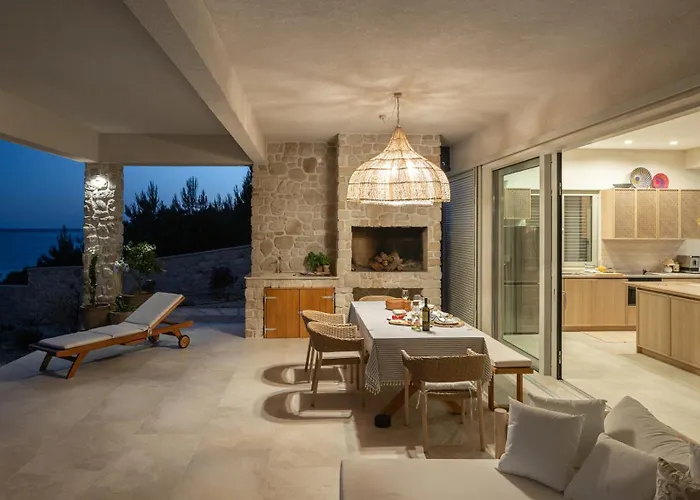 Hvar - Lyra Ivan Dolac