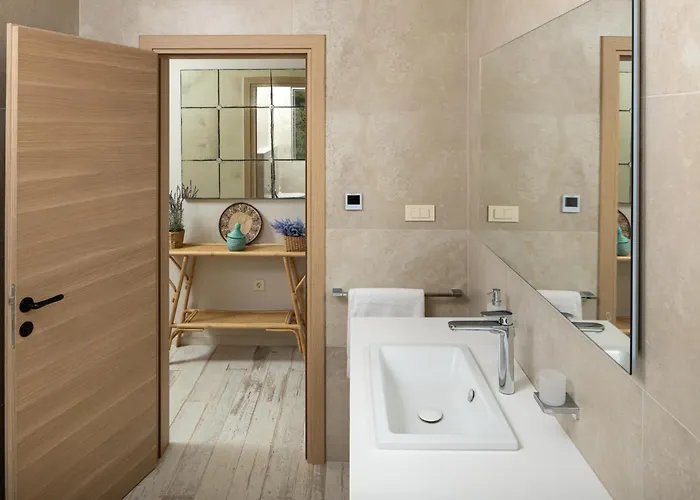 Hvar - Lyra * Ivan Dolac